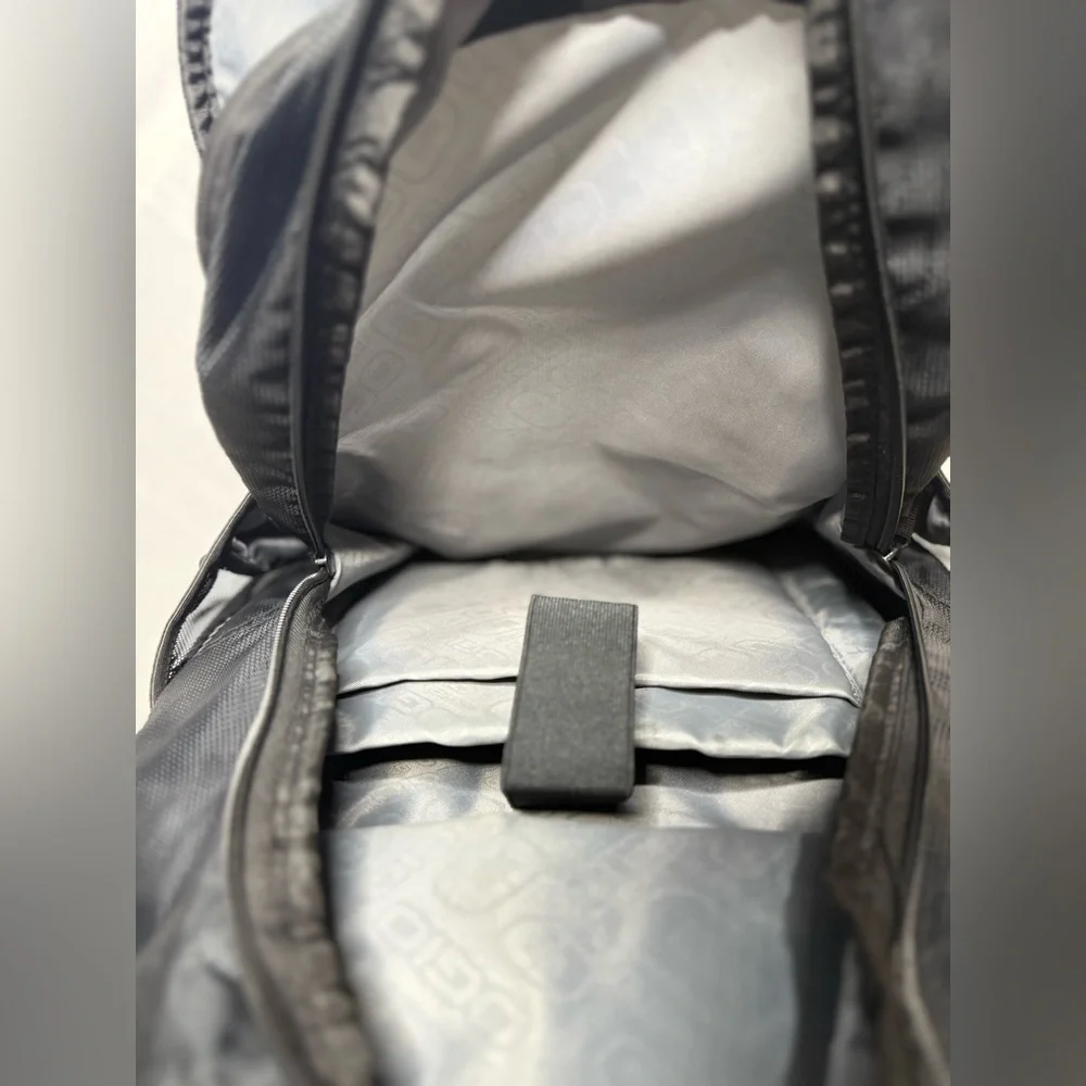 OGIO Logan Pack, Backpack, Black, Brand - Ergonomic 